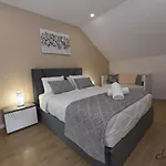 House Santa Ana 度假居 桑塔纳