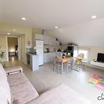 House Santa Ana 度假居 桑塔纳