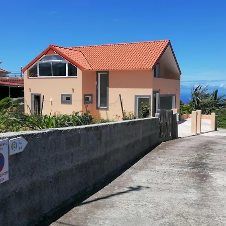 House Santa Ana * Santana (Madeira)